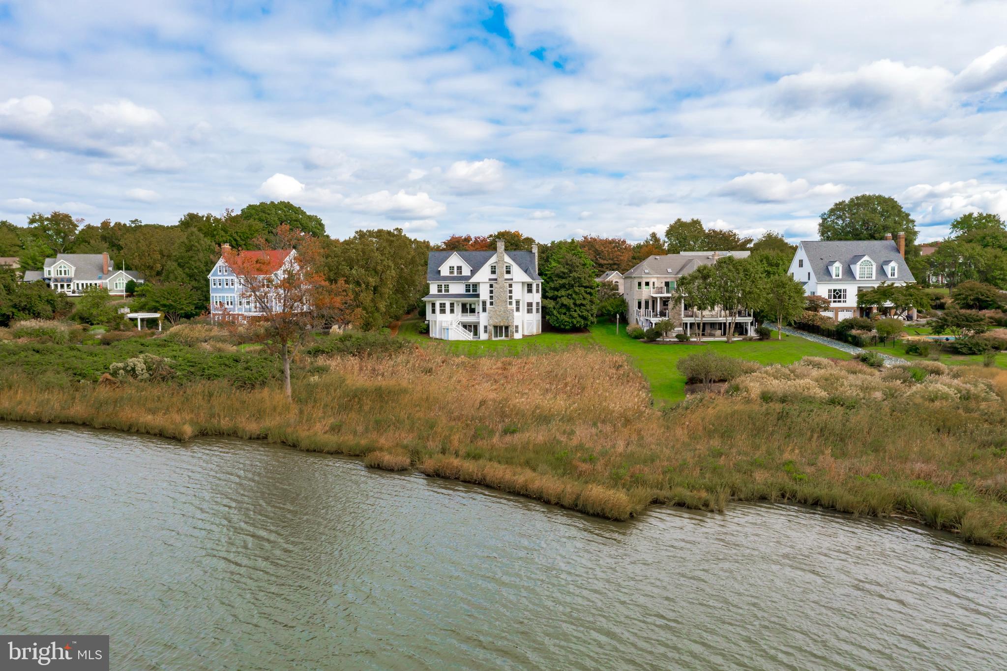 FISHING CREEK FARM - Residential