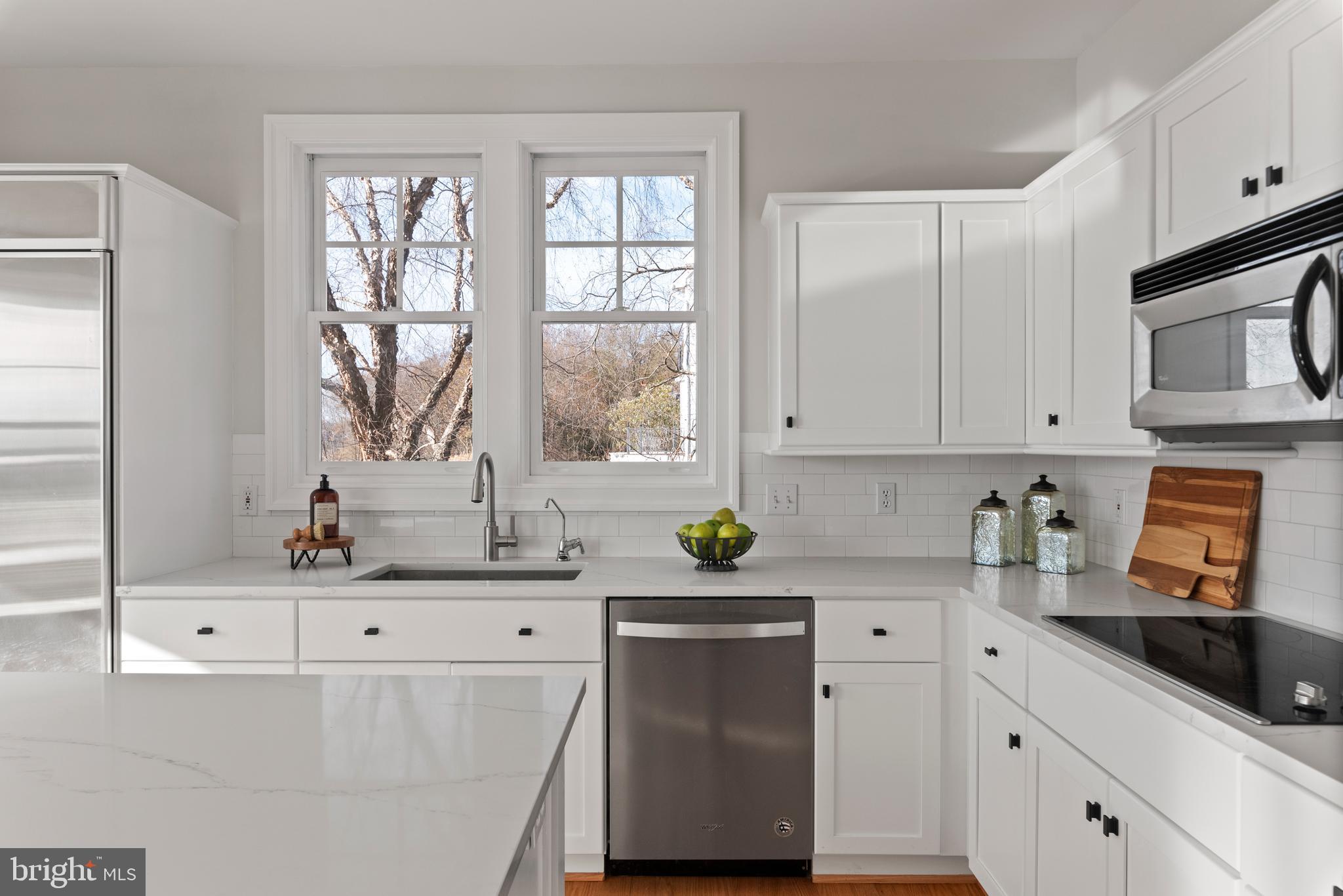 FISHING CREEK FARM - Residential