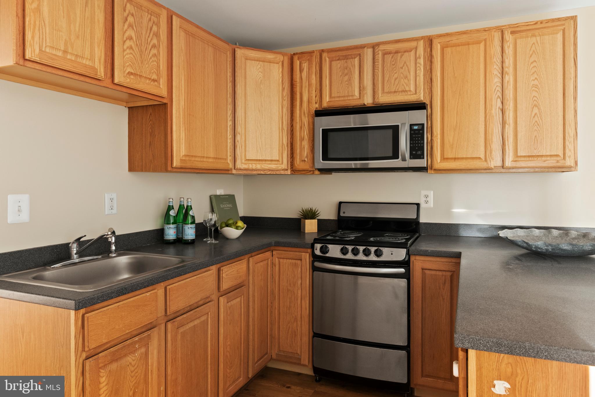 FISHING CREEK FARM - Residential