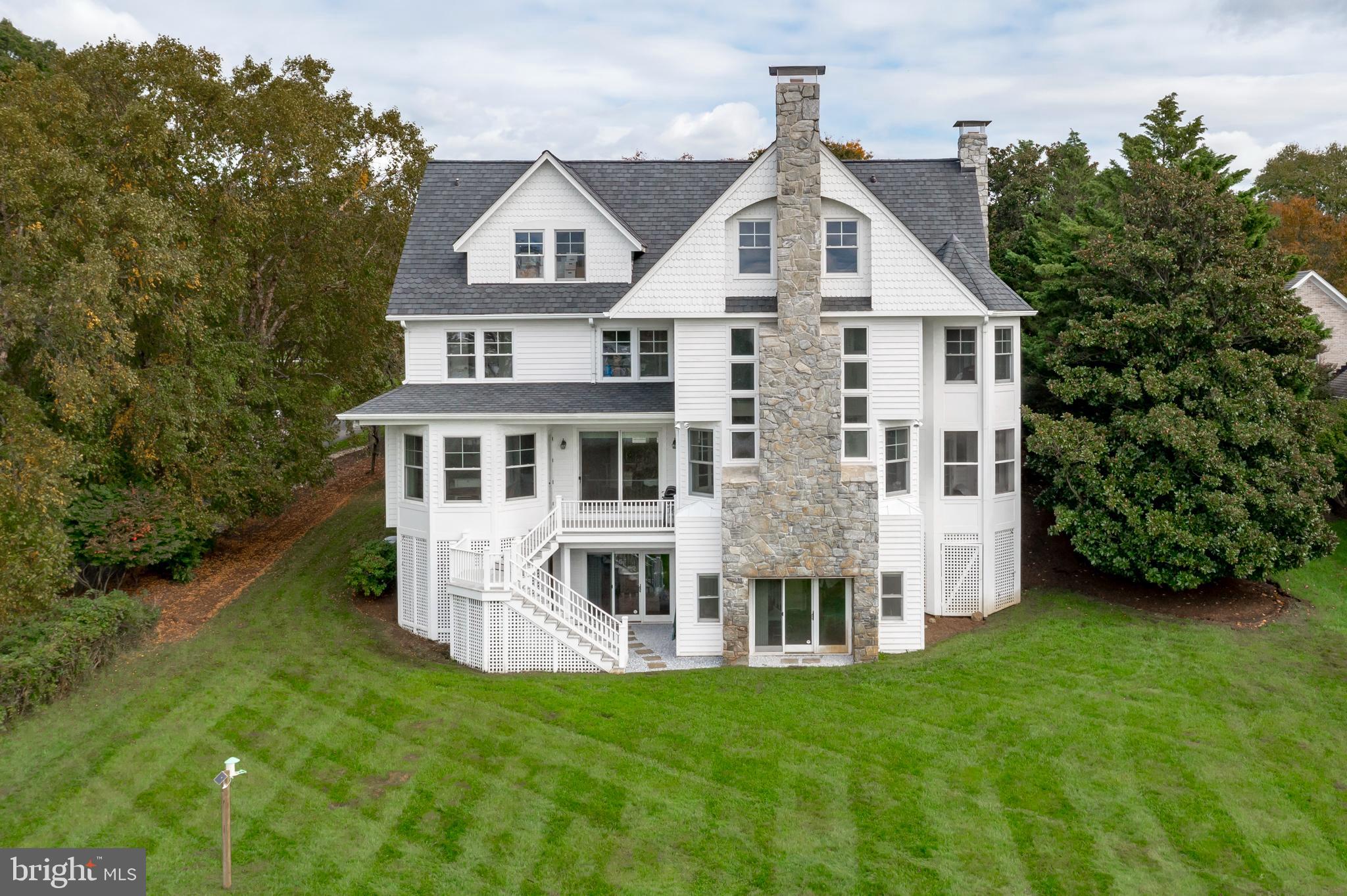 FISHING CREEK FARM - Residential