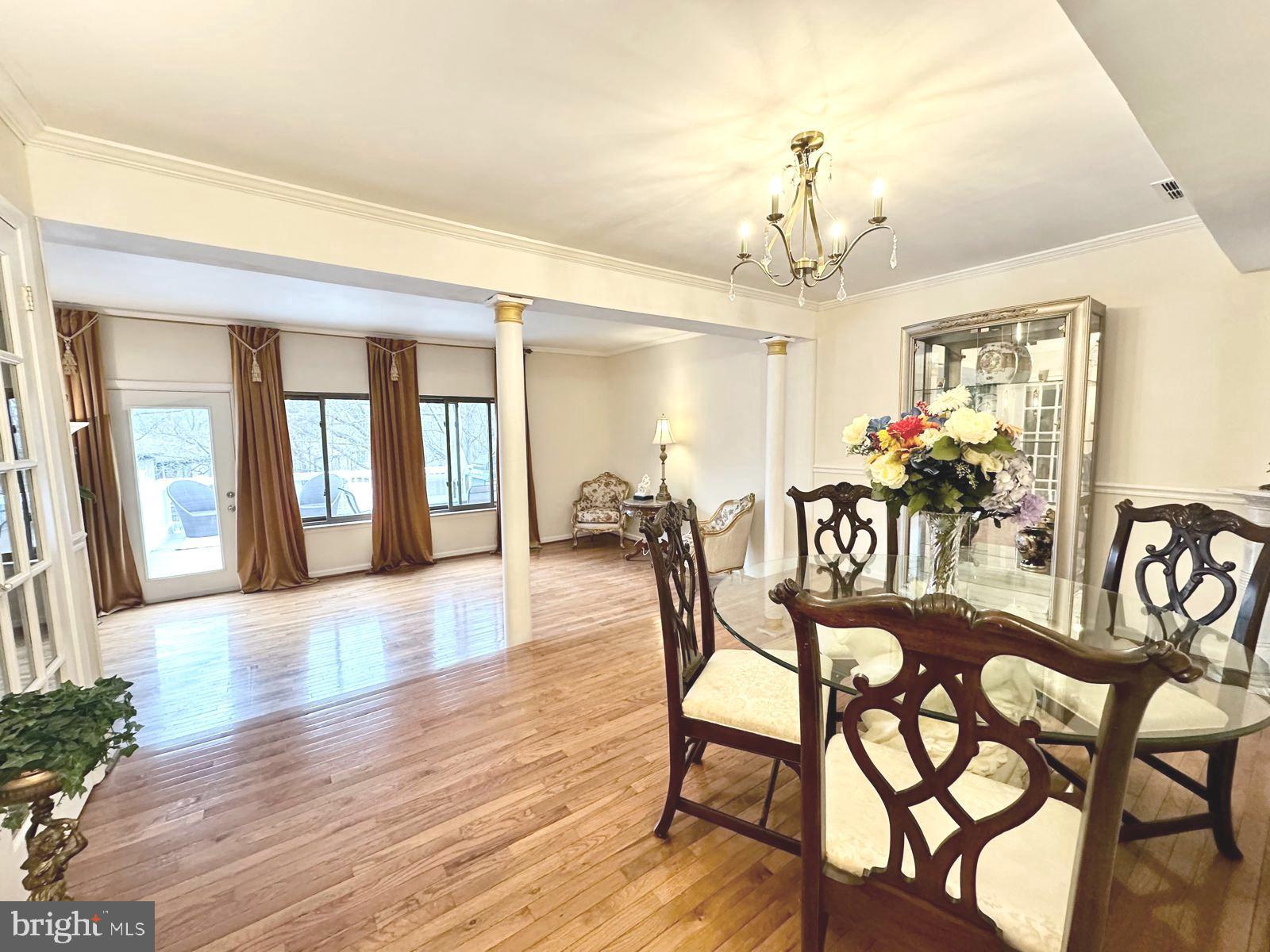 1249 BIRCHCREST COURT