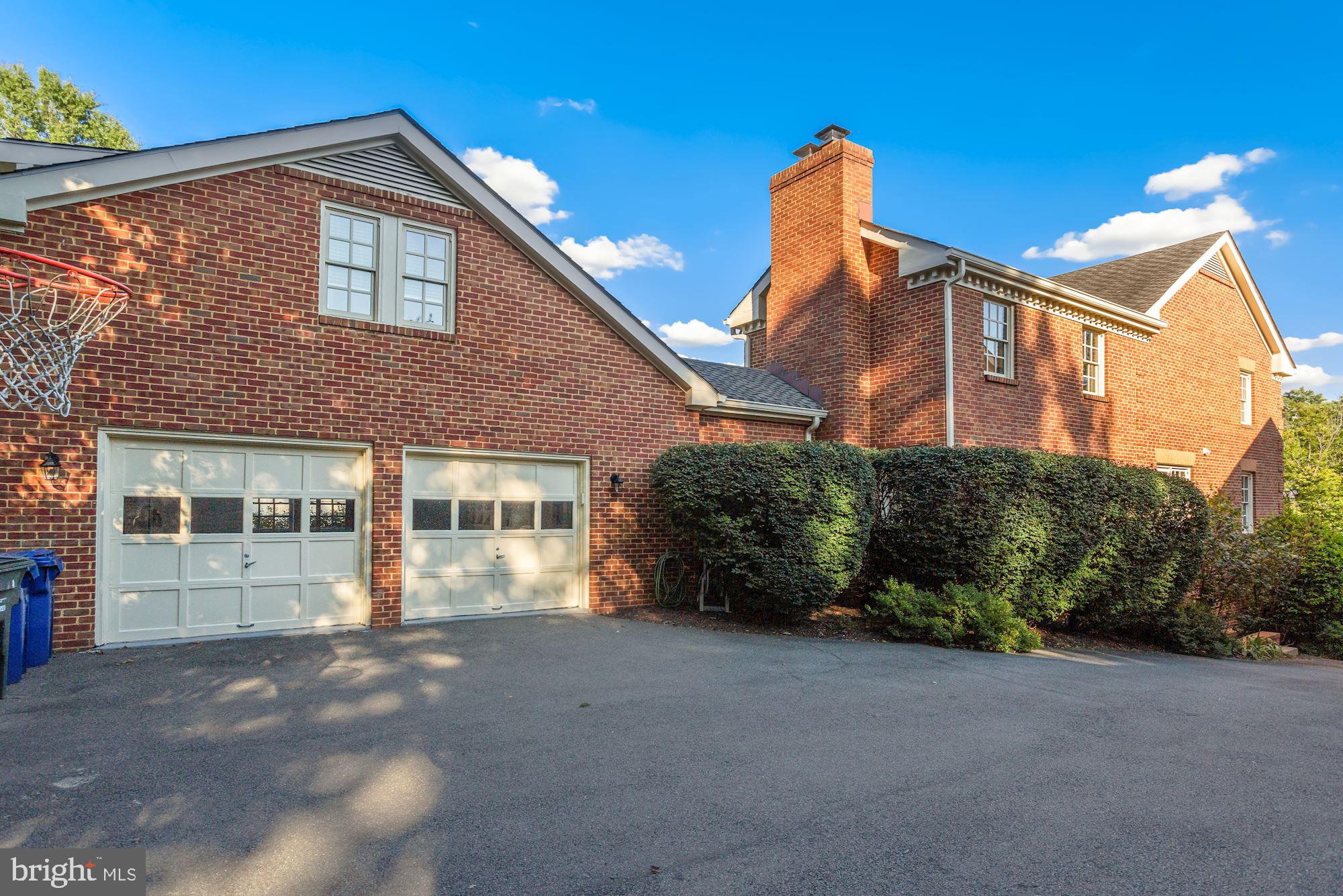 EDDINGTON TERRACE - Residential