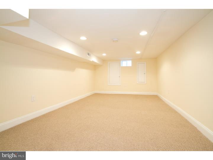 WHITMAN - Residential