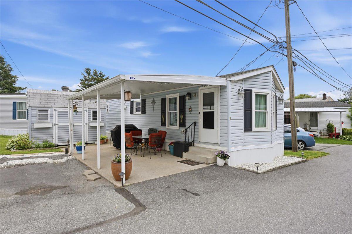 3350 AIRPORT ROAD 5