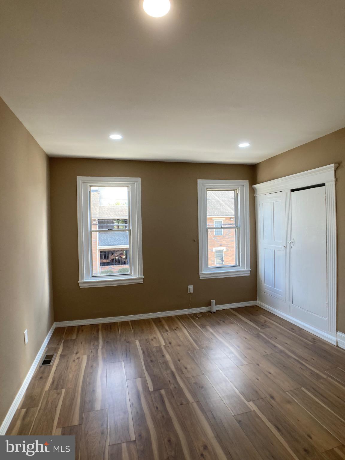 BELMONT - Residential