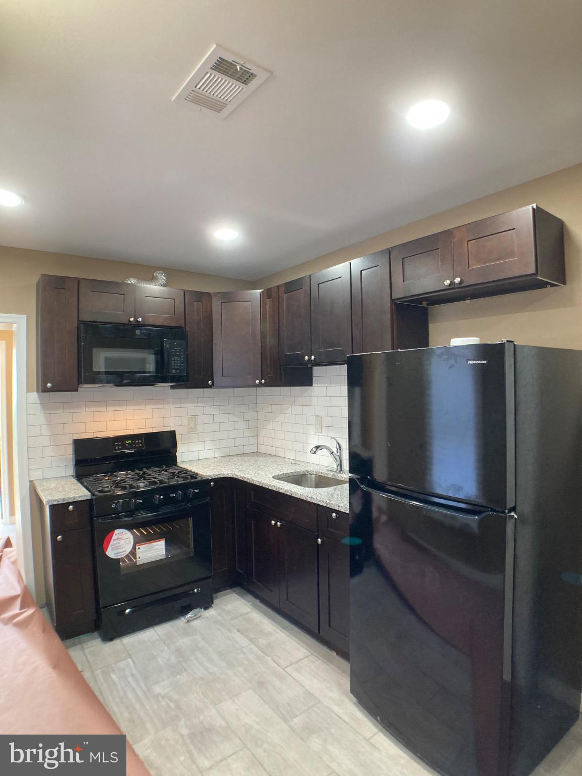 BELMONT - Residential