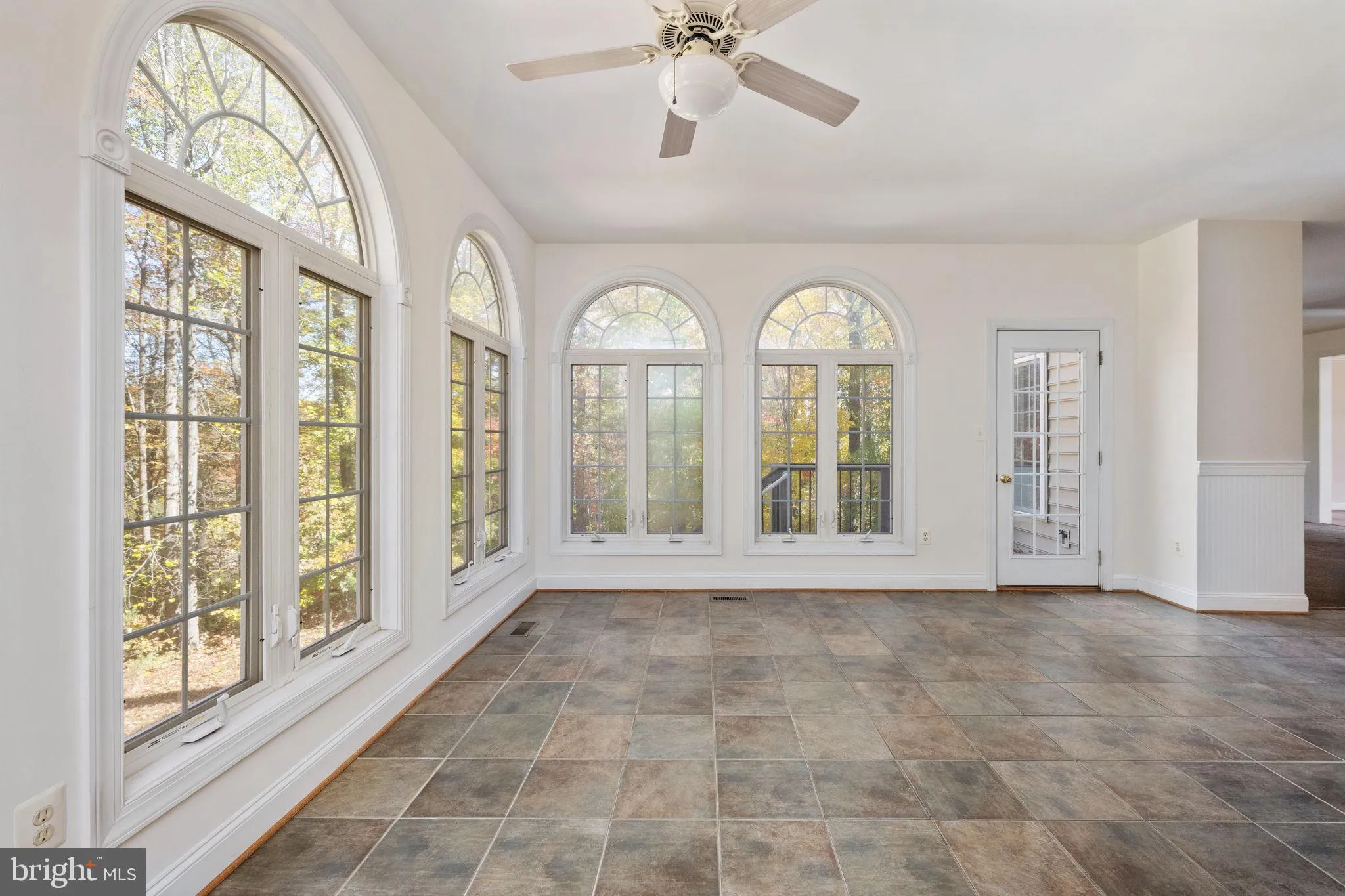 Stafford, Virginia 22556, United States, 6 Bedrooms Bedrooms, ,4 BathroomsBathrooms,Residential,Active,237394