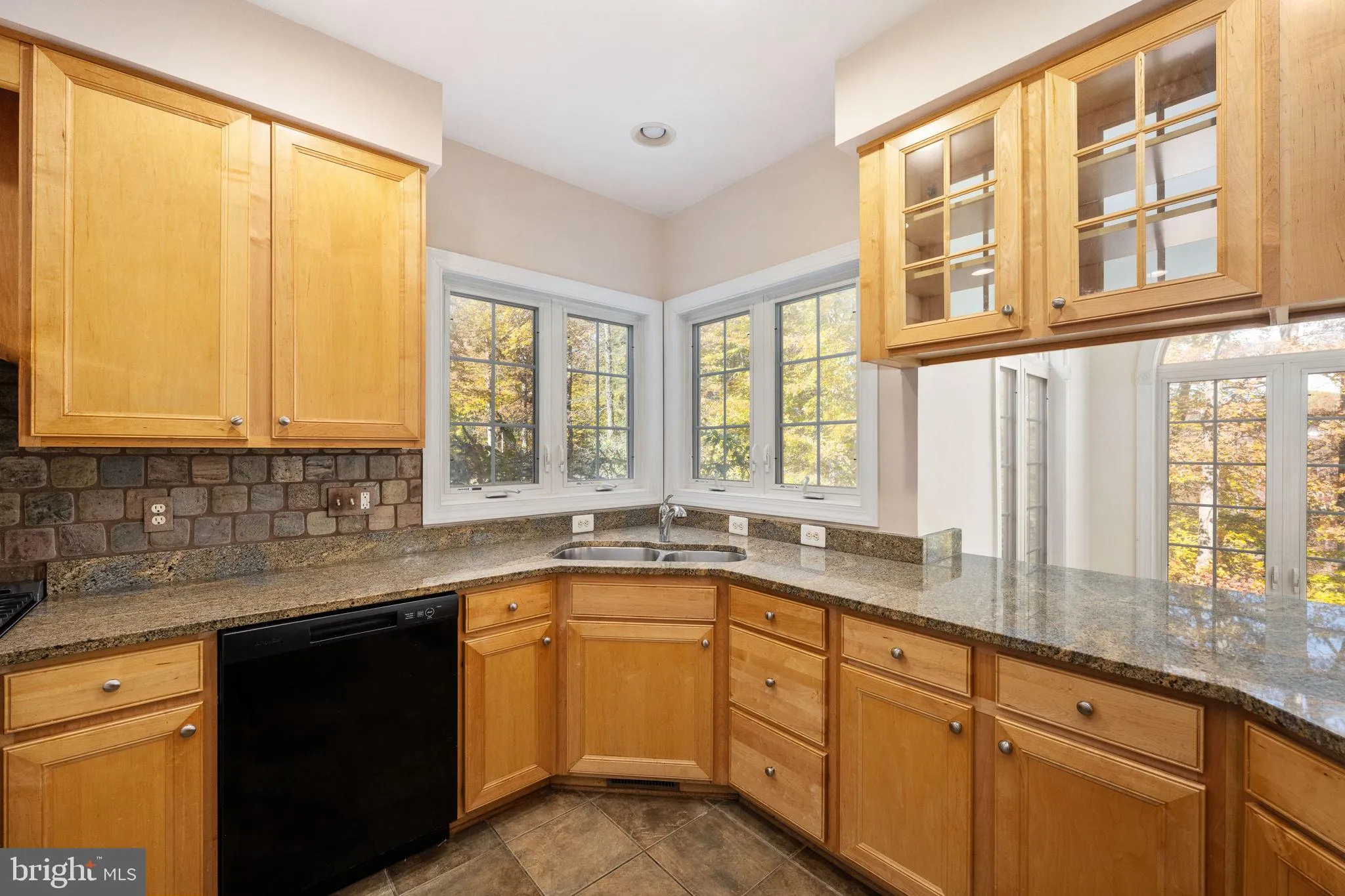 Stafford, Virginia 22556, United States, 6 Bedrooms Bedrooms, ,4 BathroomsBathrooms,Residential,Active,237394