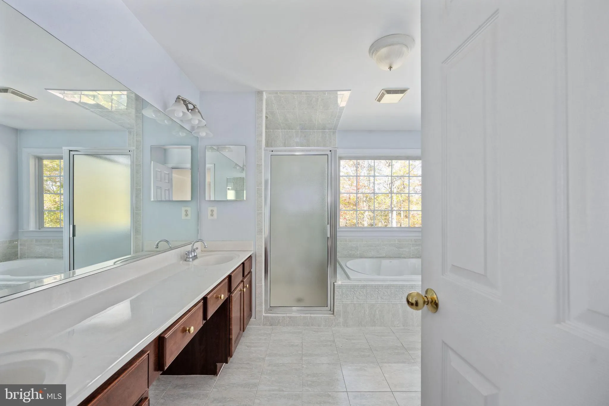 Stafford, Virginia 22556, United States, 6 Bedrooms Bedrooms, ,4 BathroomsBathrooms,Residential,Active,237394