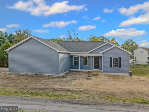 2298 NADENBOUSCH LANE MARTINSBURG WV 25405