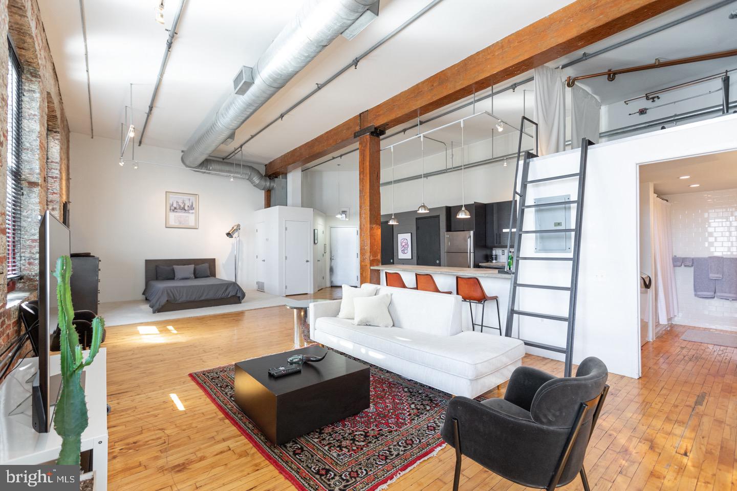 SPRING ARTS - Residential Lease