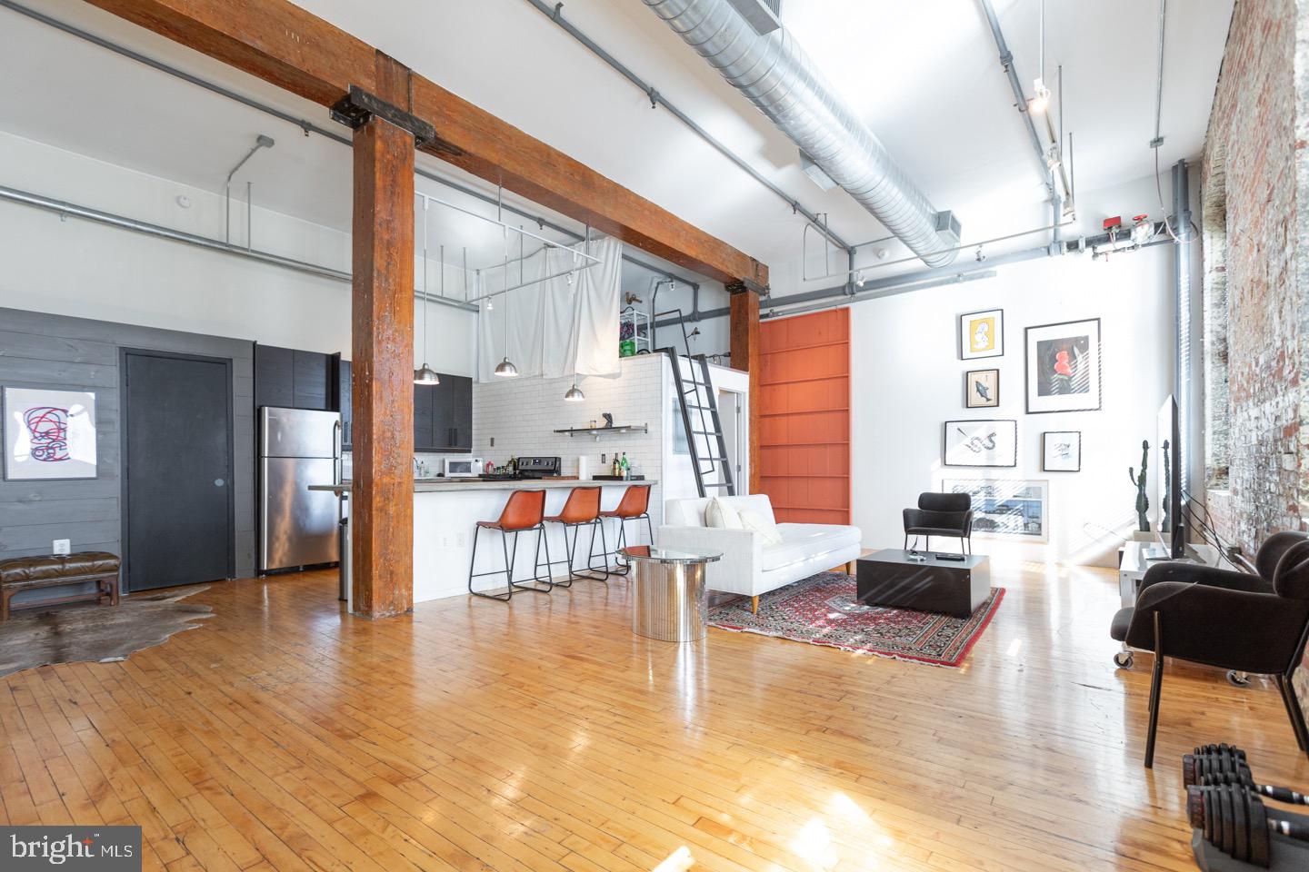 SPRING ARTS - Residential Lease