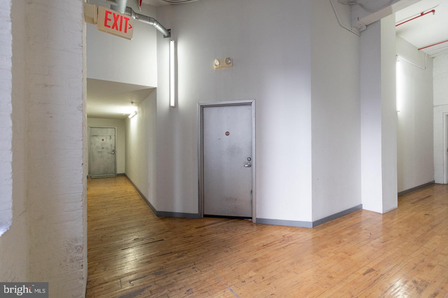 SPRING ARTS - Residential Lease