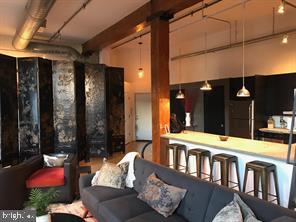 SPRING ARTS - Residential Lease