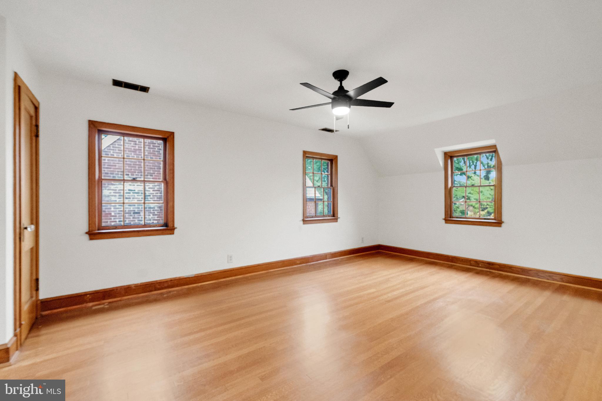 AMERICAN UNIVERSITY PARK - Residential