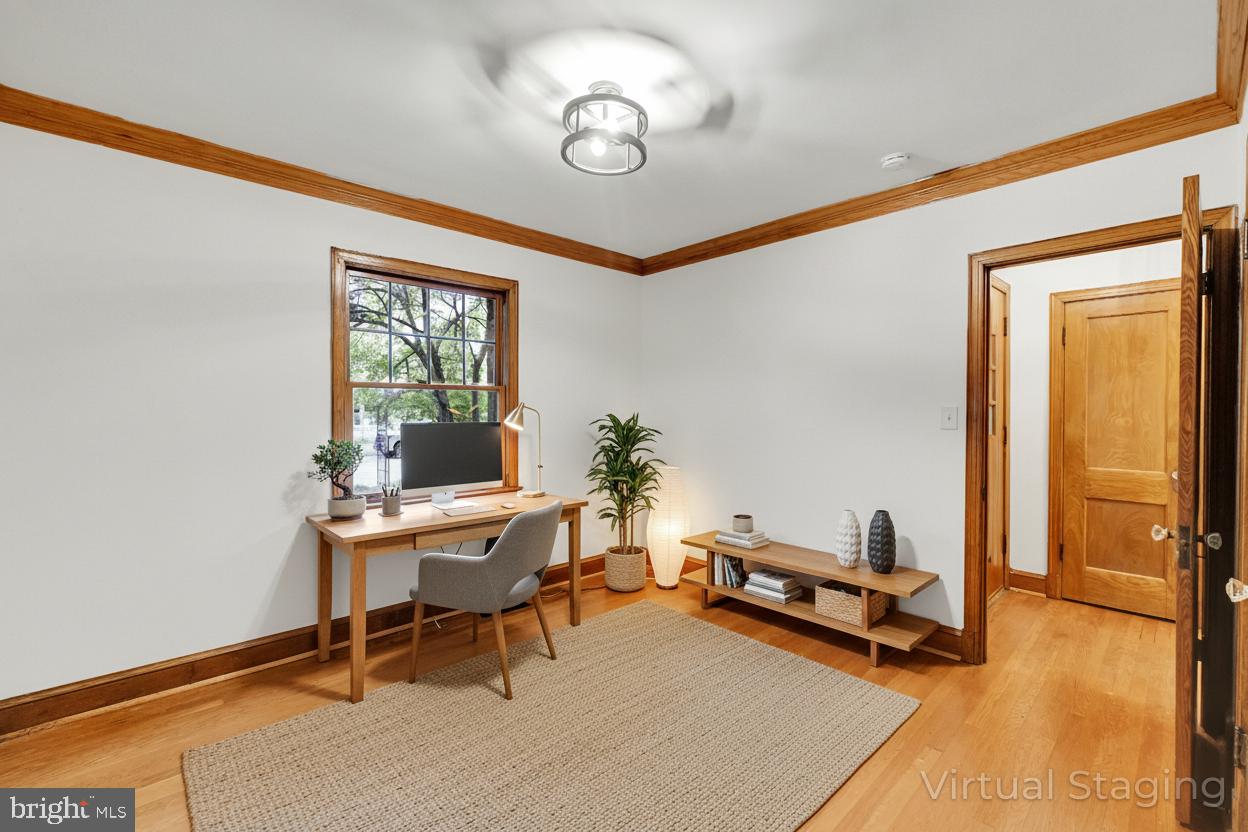 AMERICAN UNIVERSITY PARK - Residential