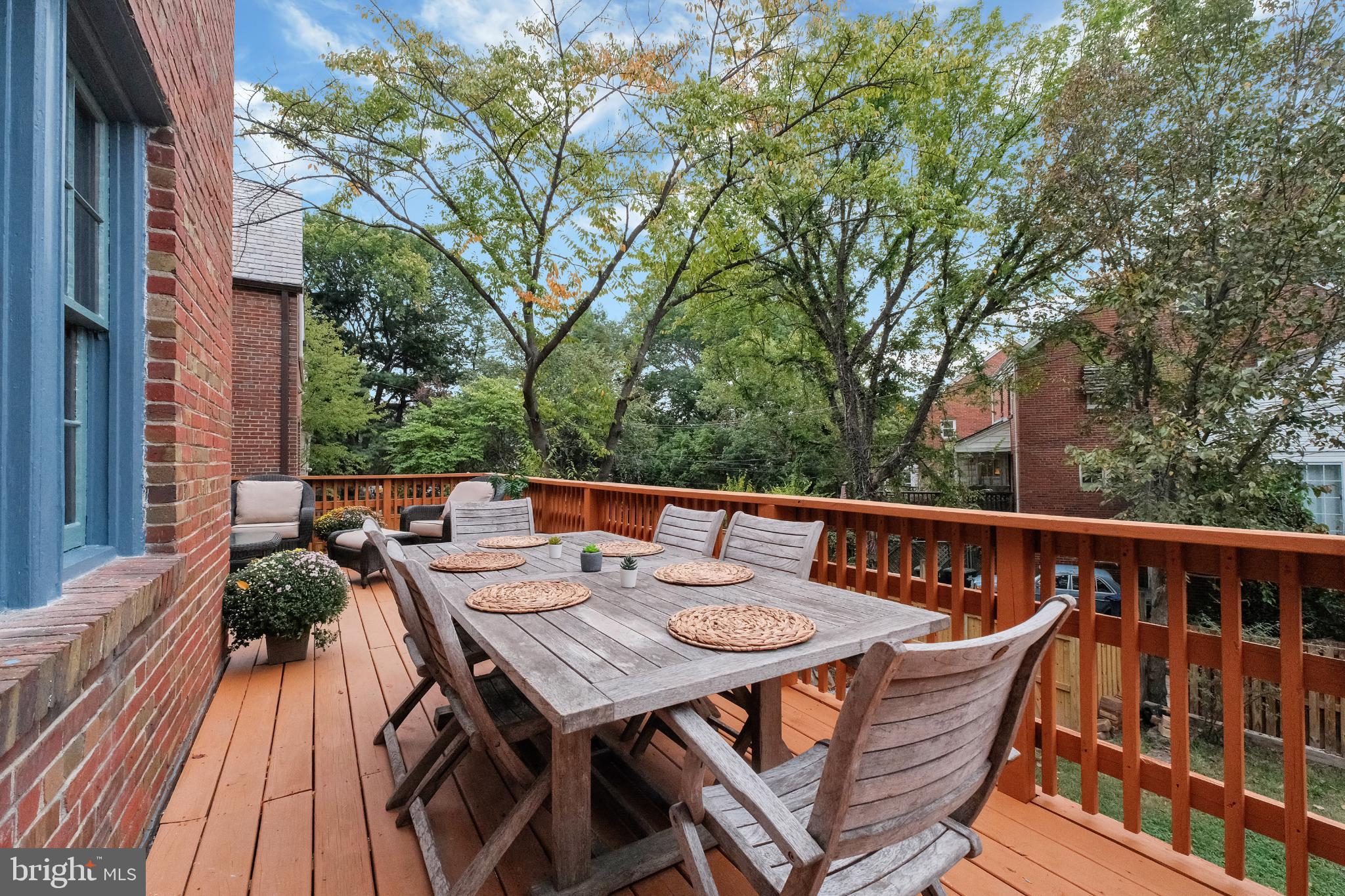 AMERICAN UNIVERSITY PARK - Residential