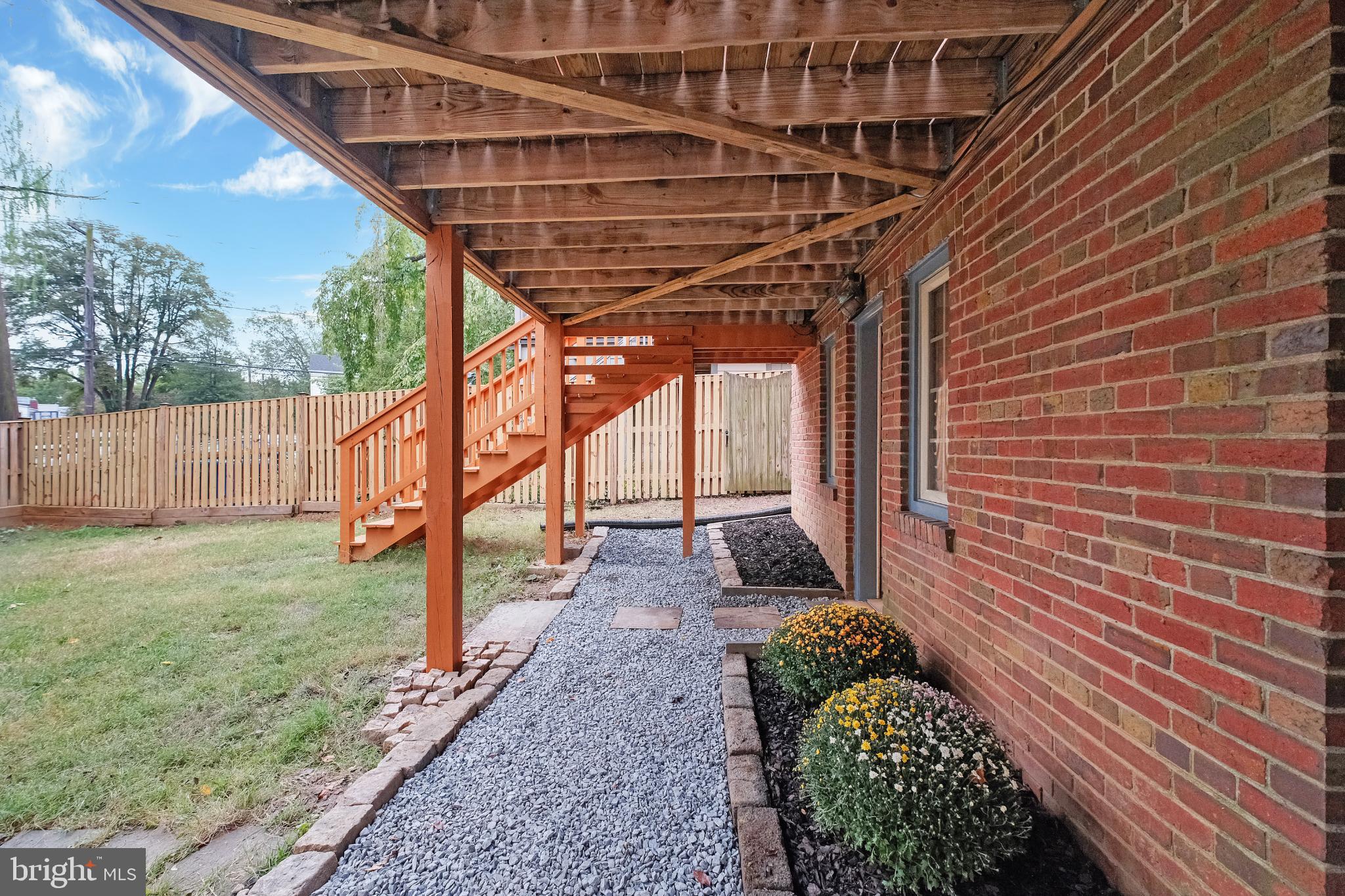 AMERICAN UNIVERSITY PARK - Residential