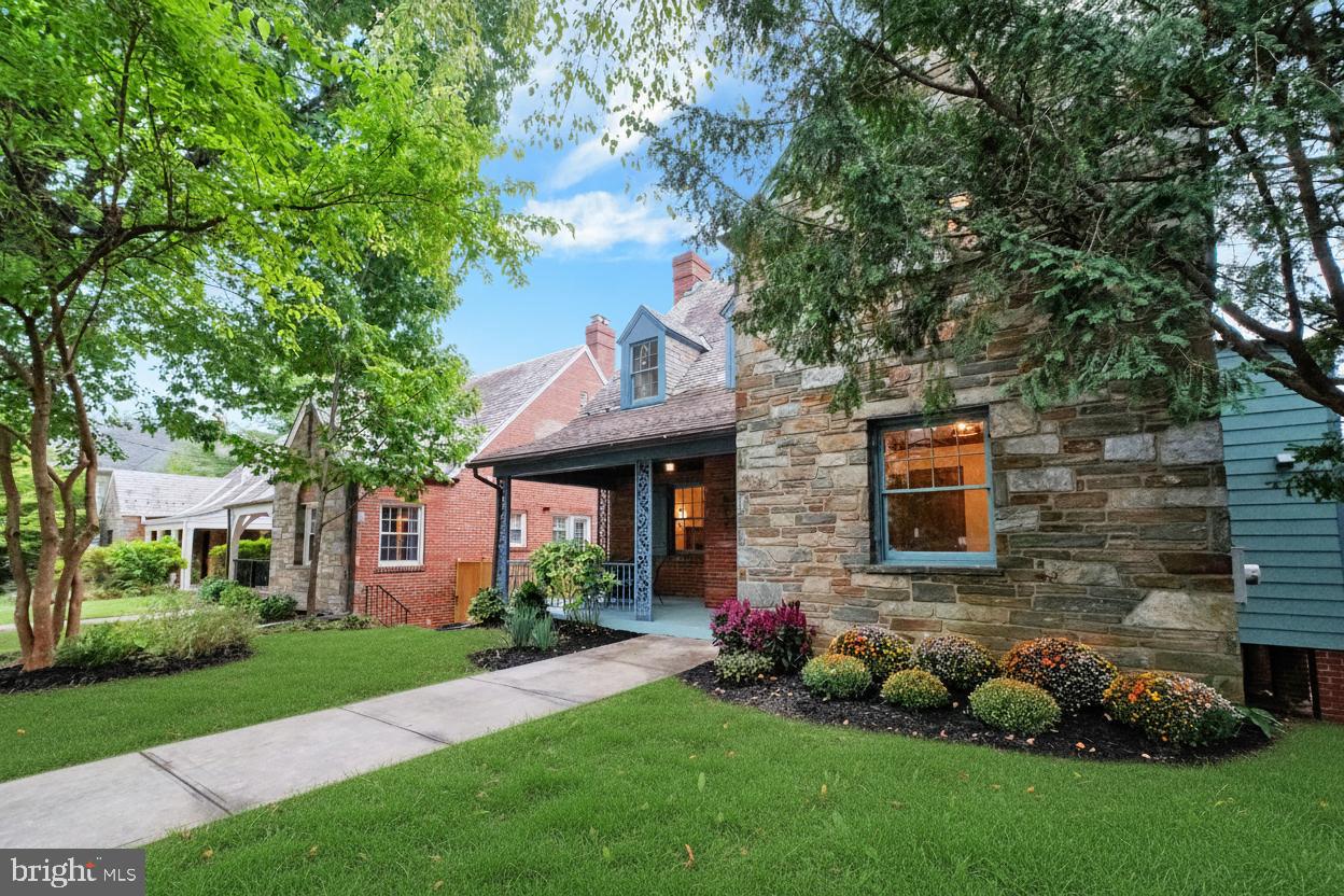 AMERICAN UNIVERSITY PARK - Residential