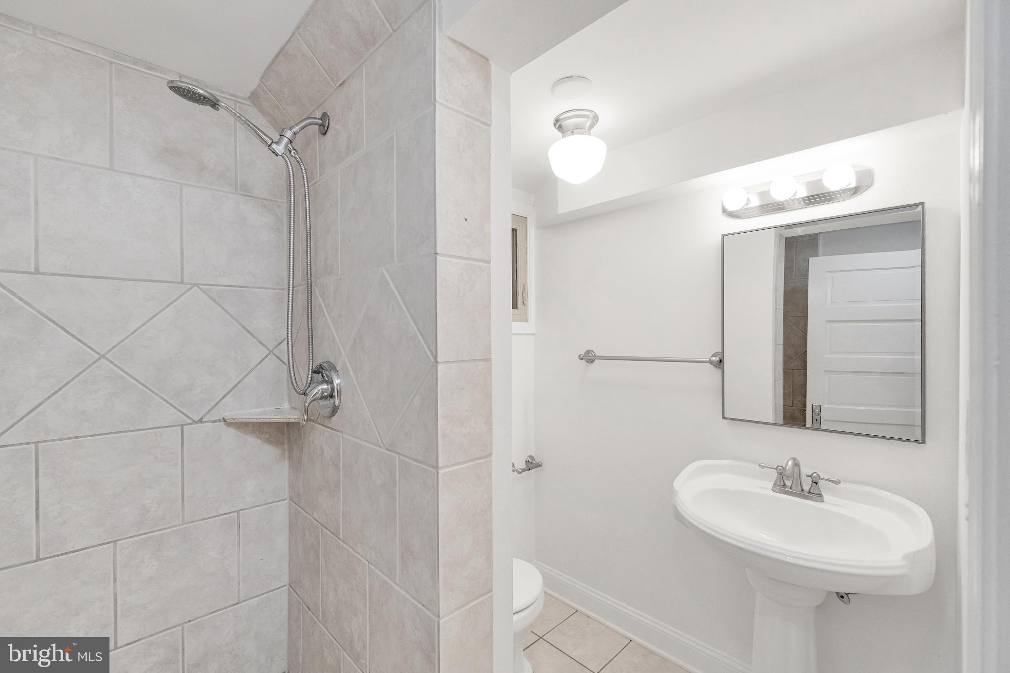 AMERICAN UNIVERSITY PARK - Residential