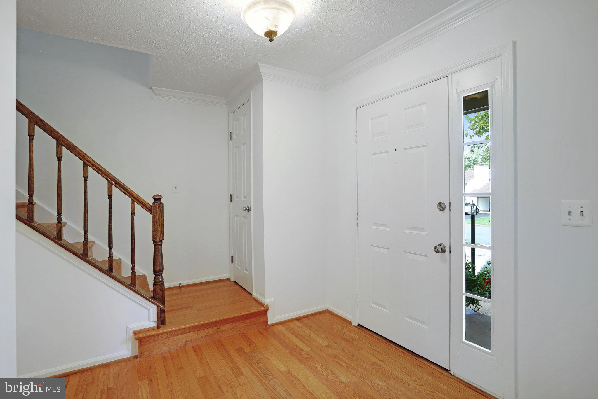 2002 JONATHAN DRIVE