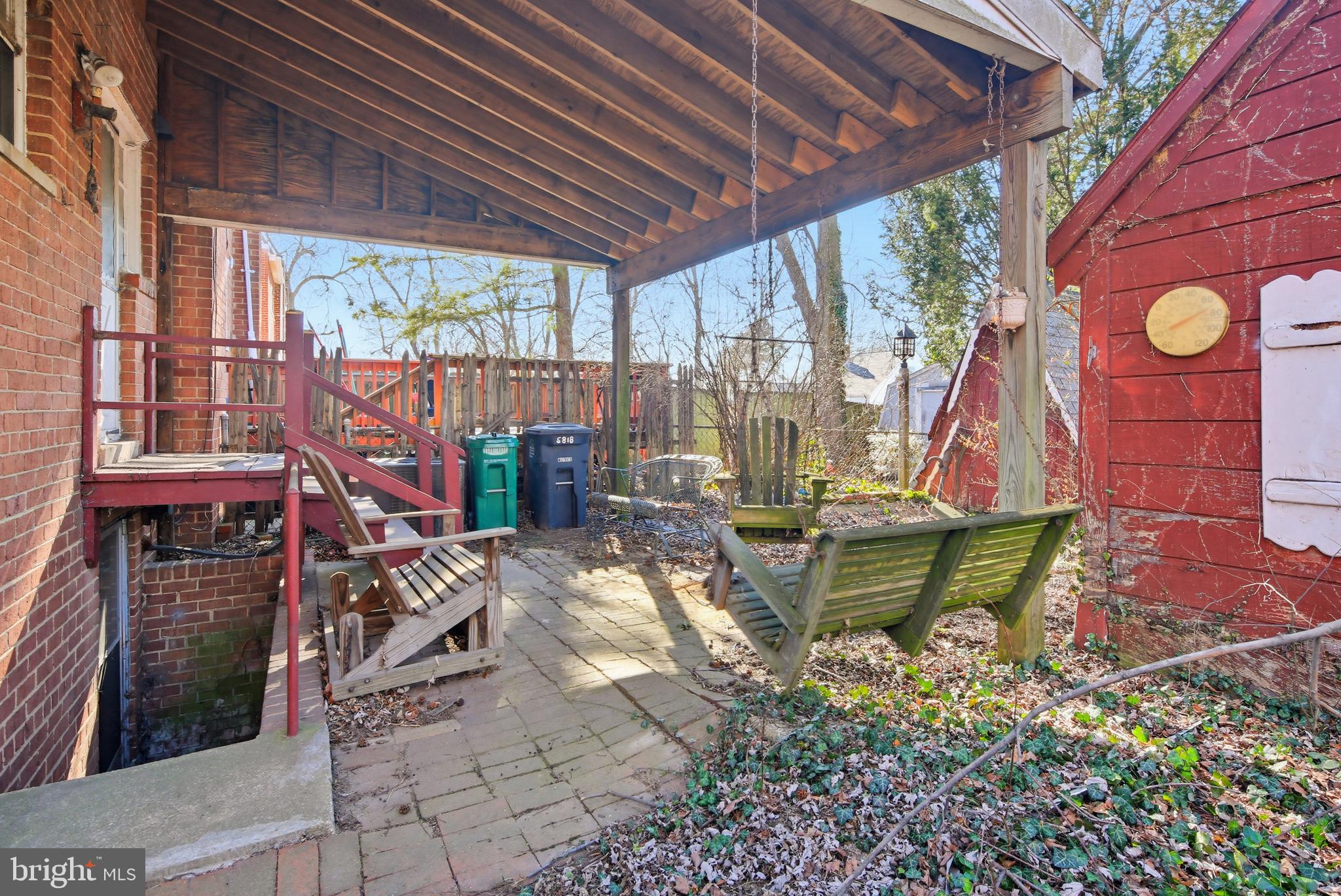 WOOD MANOR - Residential