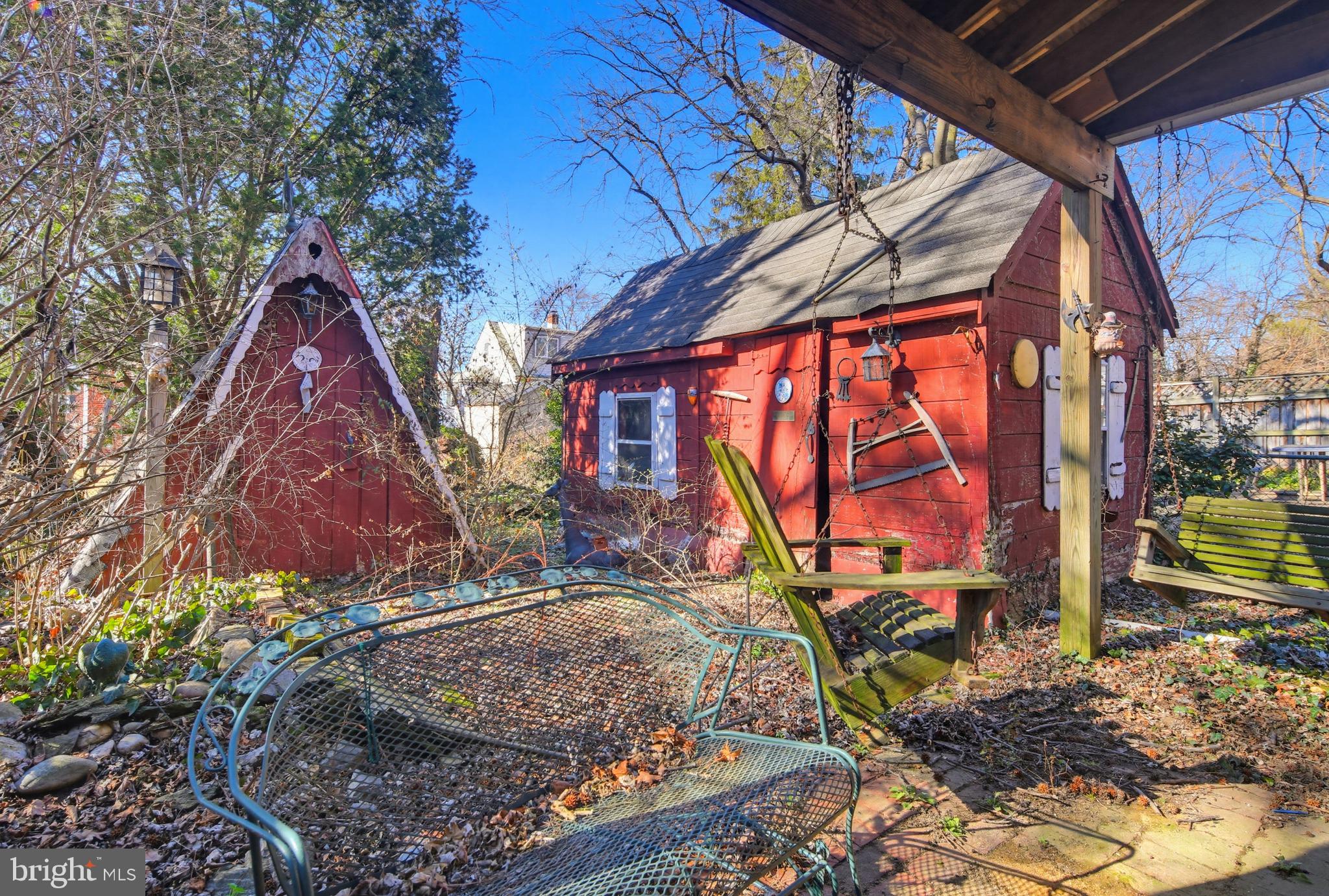 WOOD MANOR - Residential