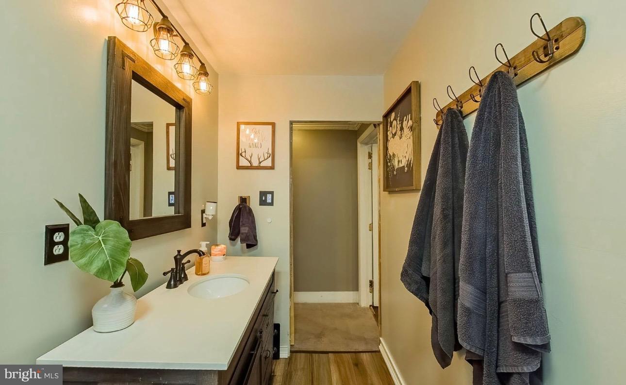 NEW MINERSVILLE - Residential