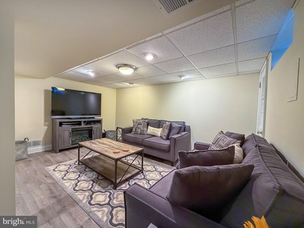 WASHINGTON HGTS - Residential