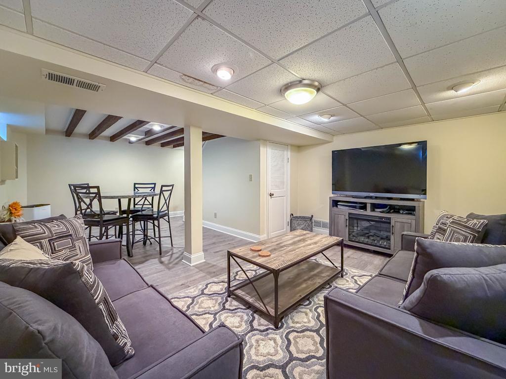 WASHINGTON HGTS - Residential