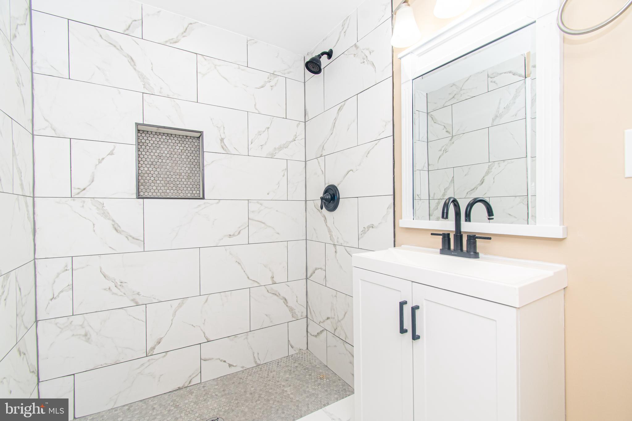 DORCHESTER - Residential Lease