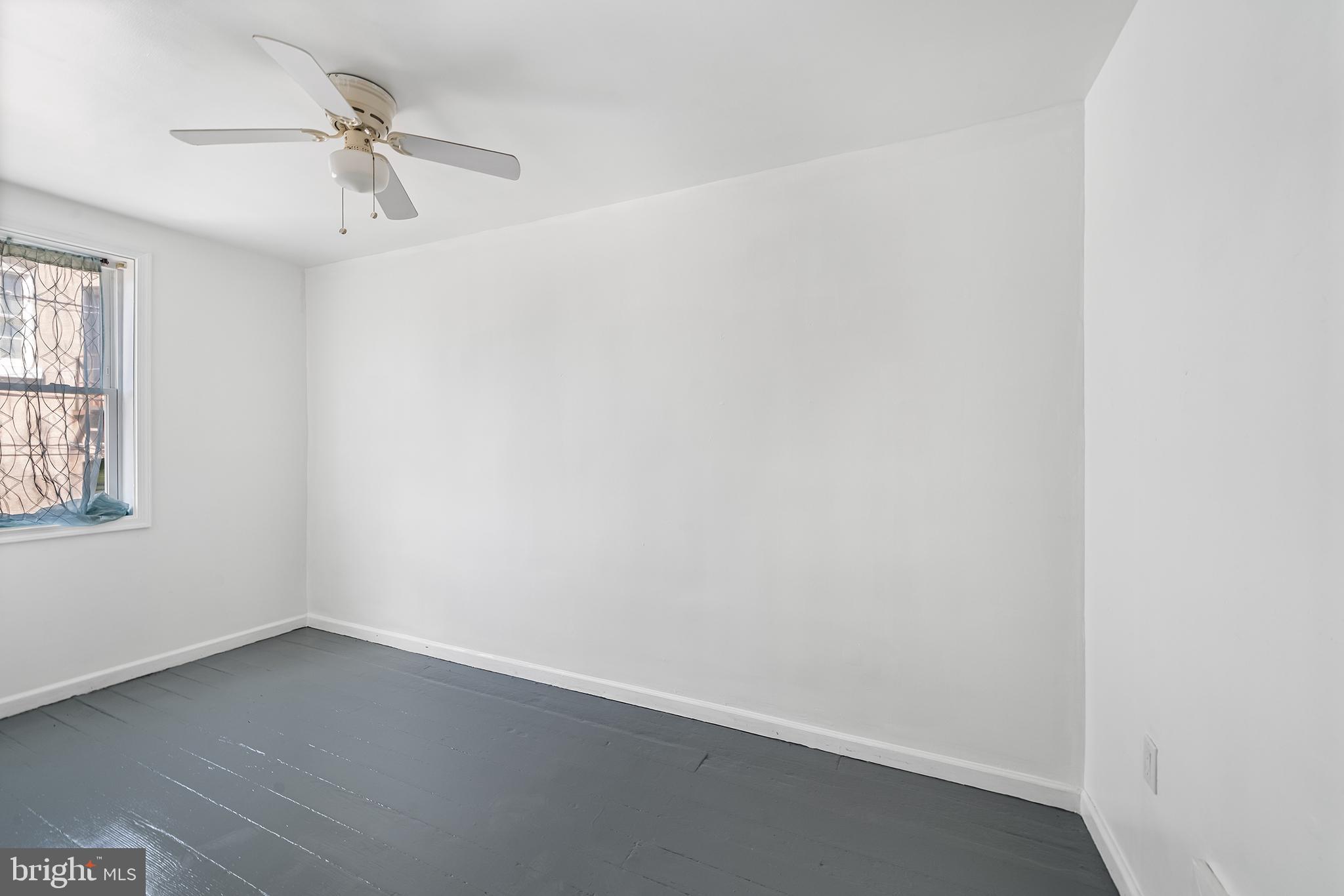 OLDE KENSINGTON - Residential Lease