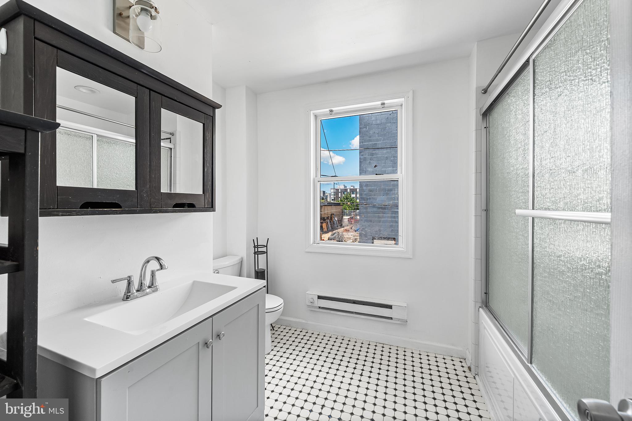 OLDE KENSINGTON - Residential Lease