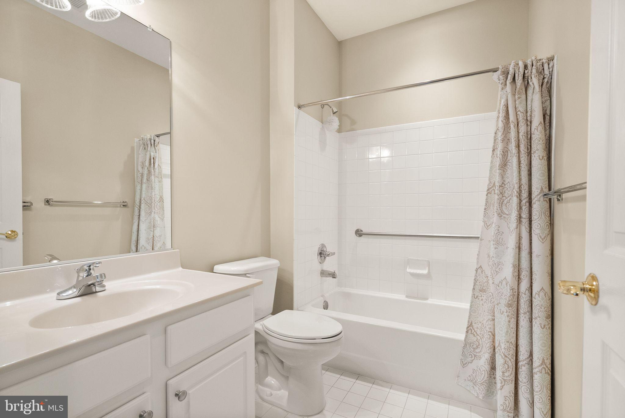 DUNBARTON - Residential