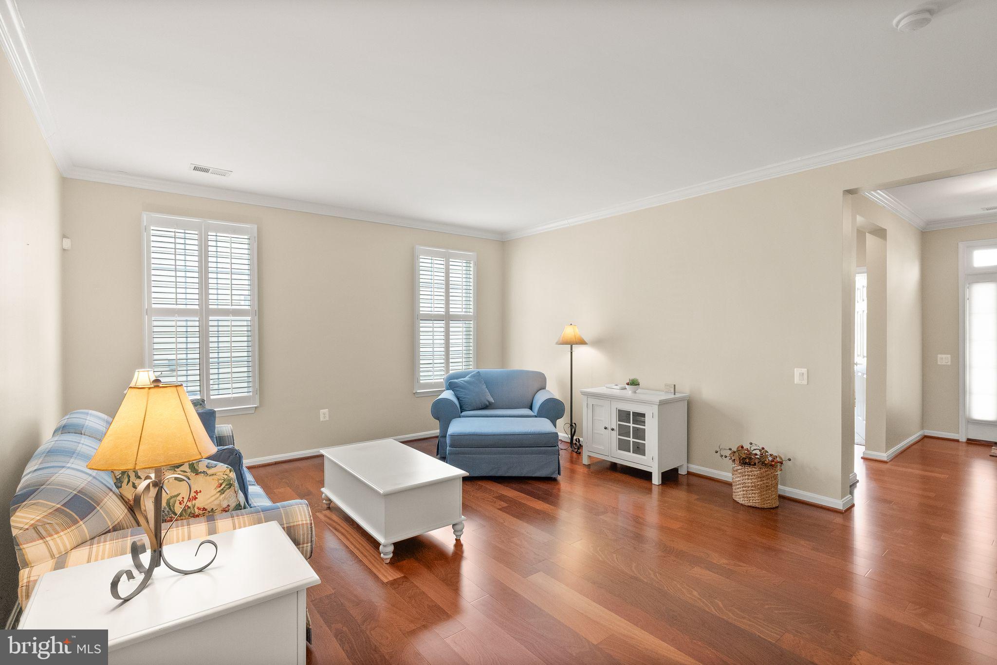 DUNBARTON - Residential