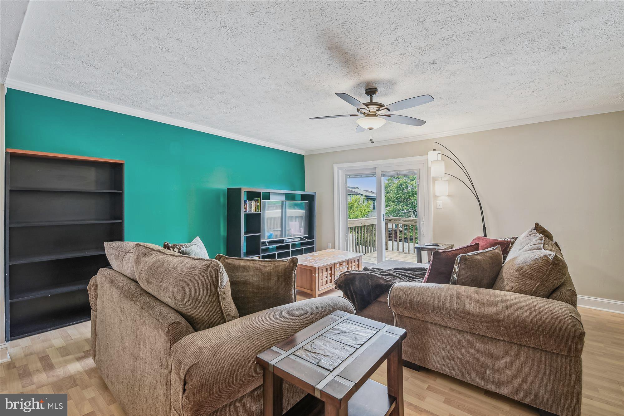 WOODBRIDGE CENTER - Residential