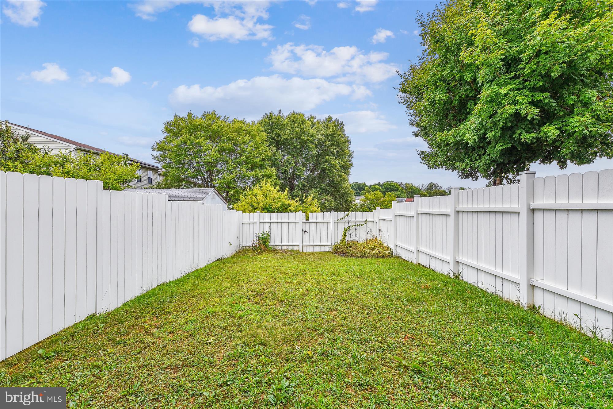 WOODBRIDGE CENTER - Residential