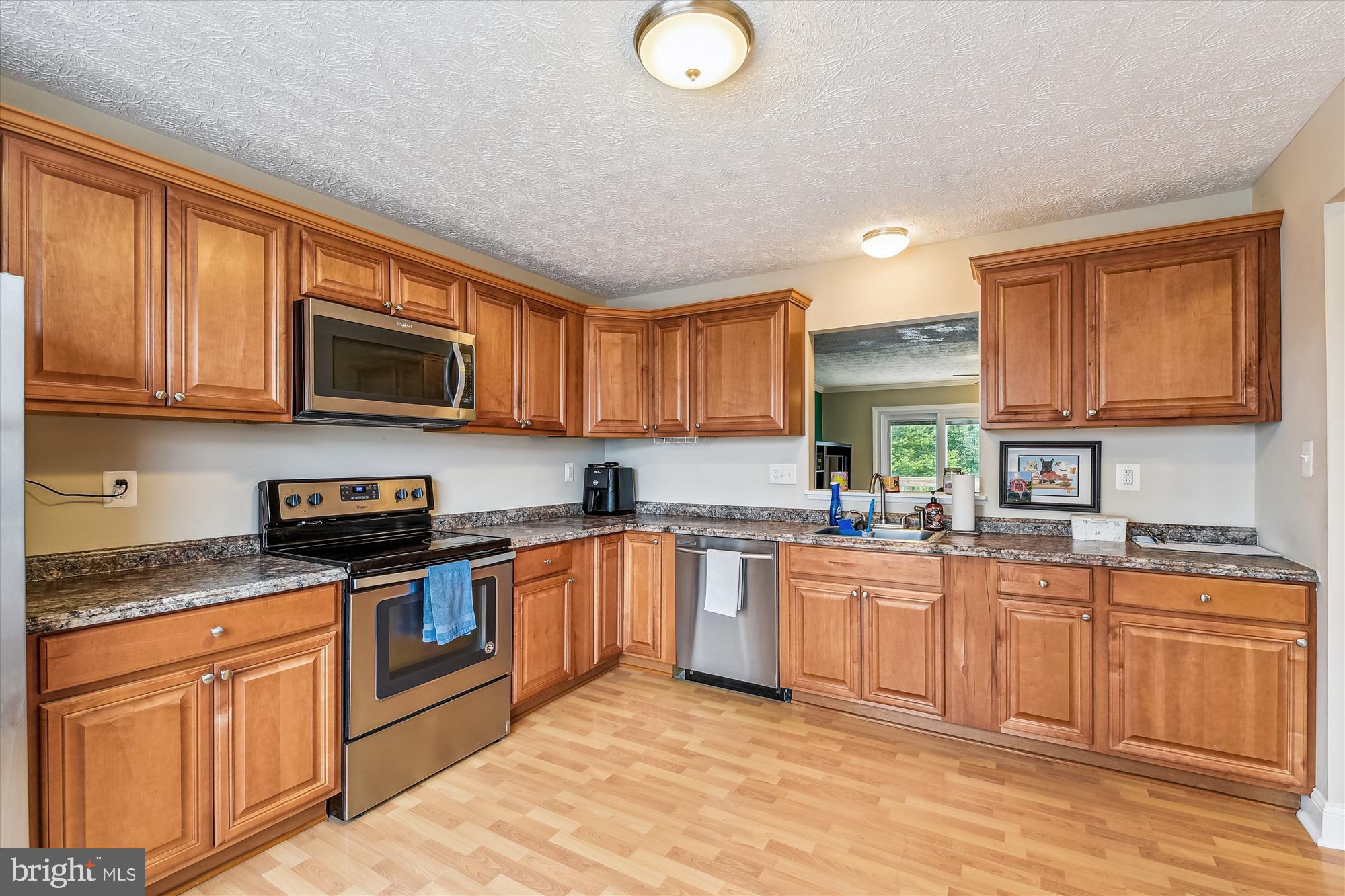 WOODBRIDGE CENTER - Residential