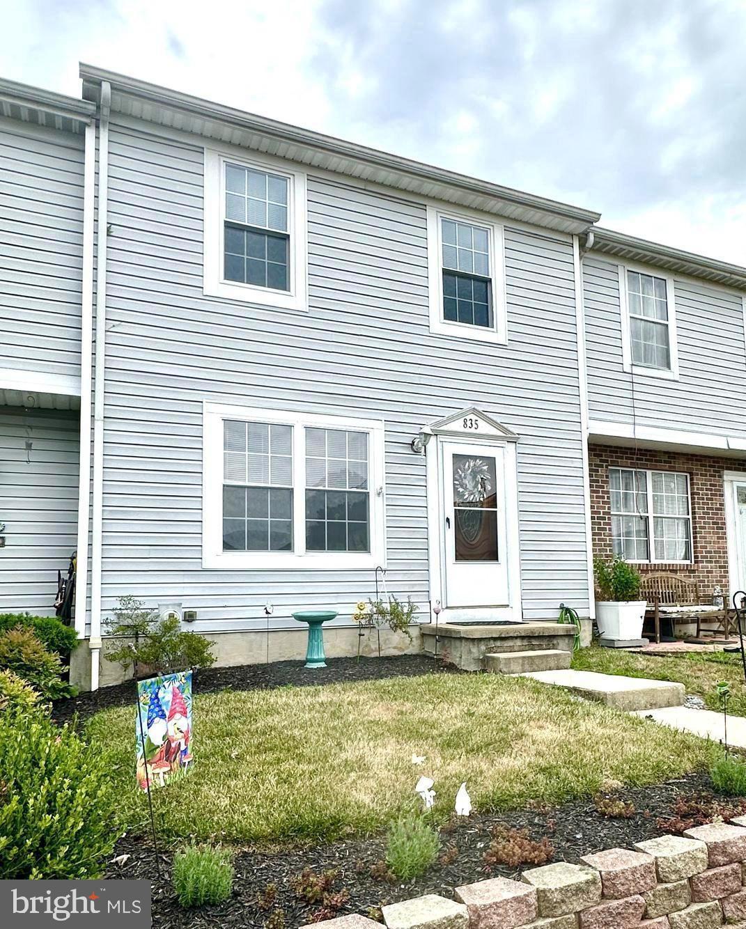 WOODBRIDGE CENTER - Residential