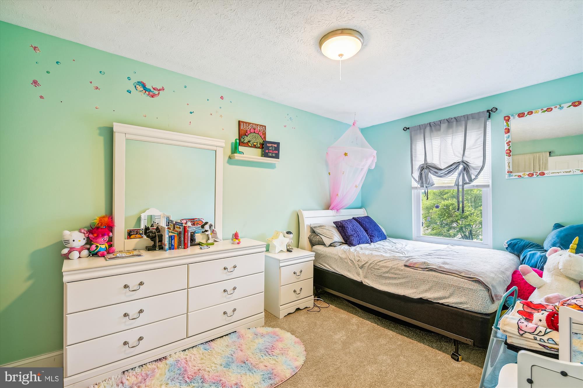 WOODBRIDGE CENTER - Residential