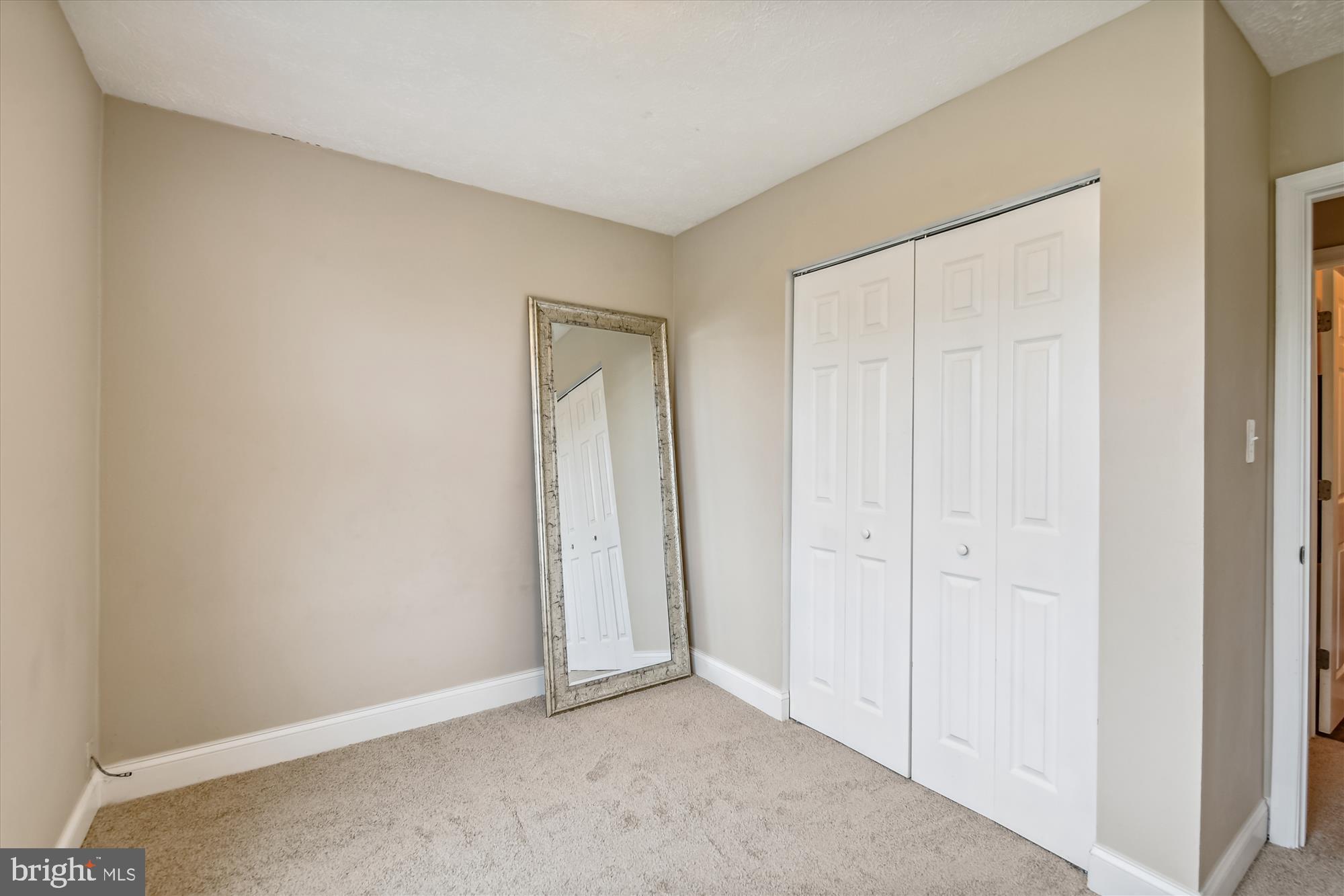 WOODBRIDGE CENTER - Residential