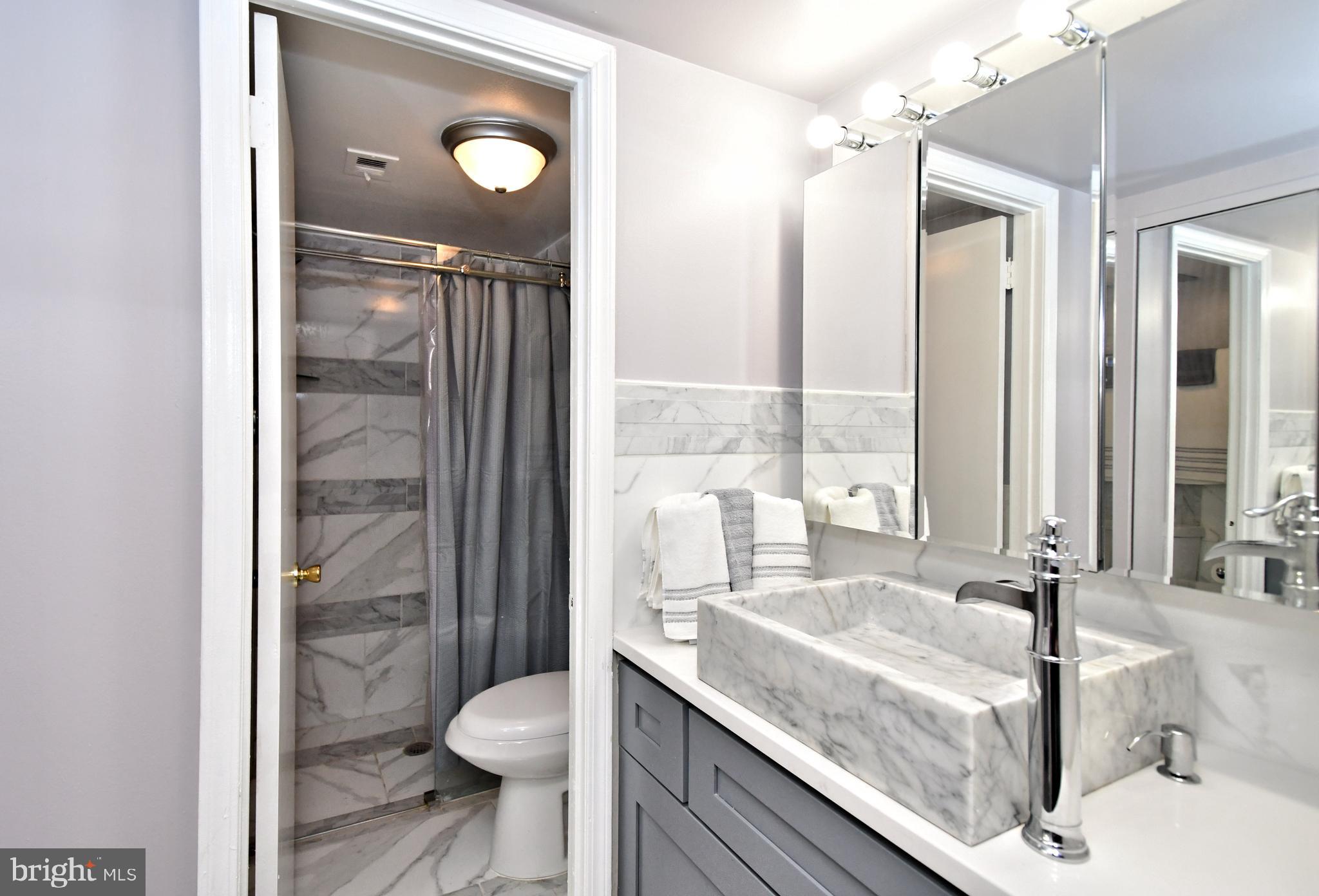 BUSTLETON - Residential