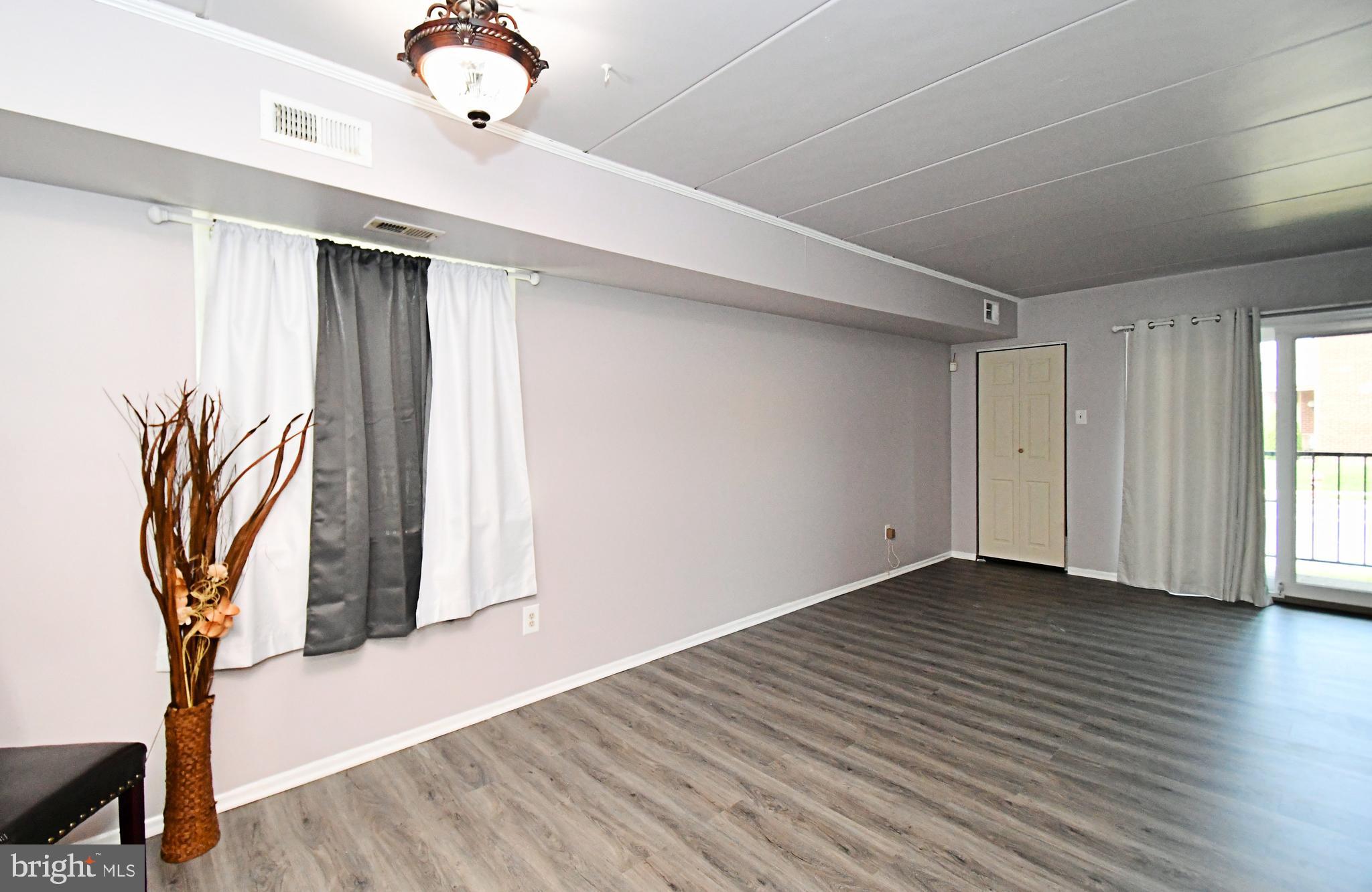 BUSTLETON - Residential