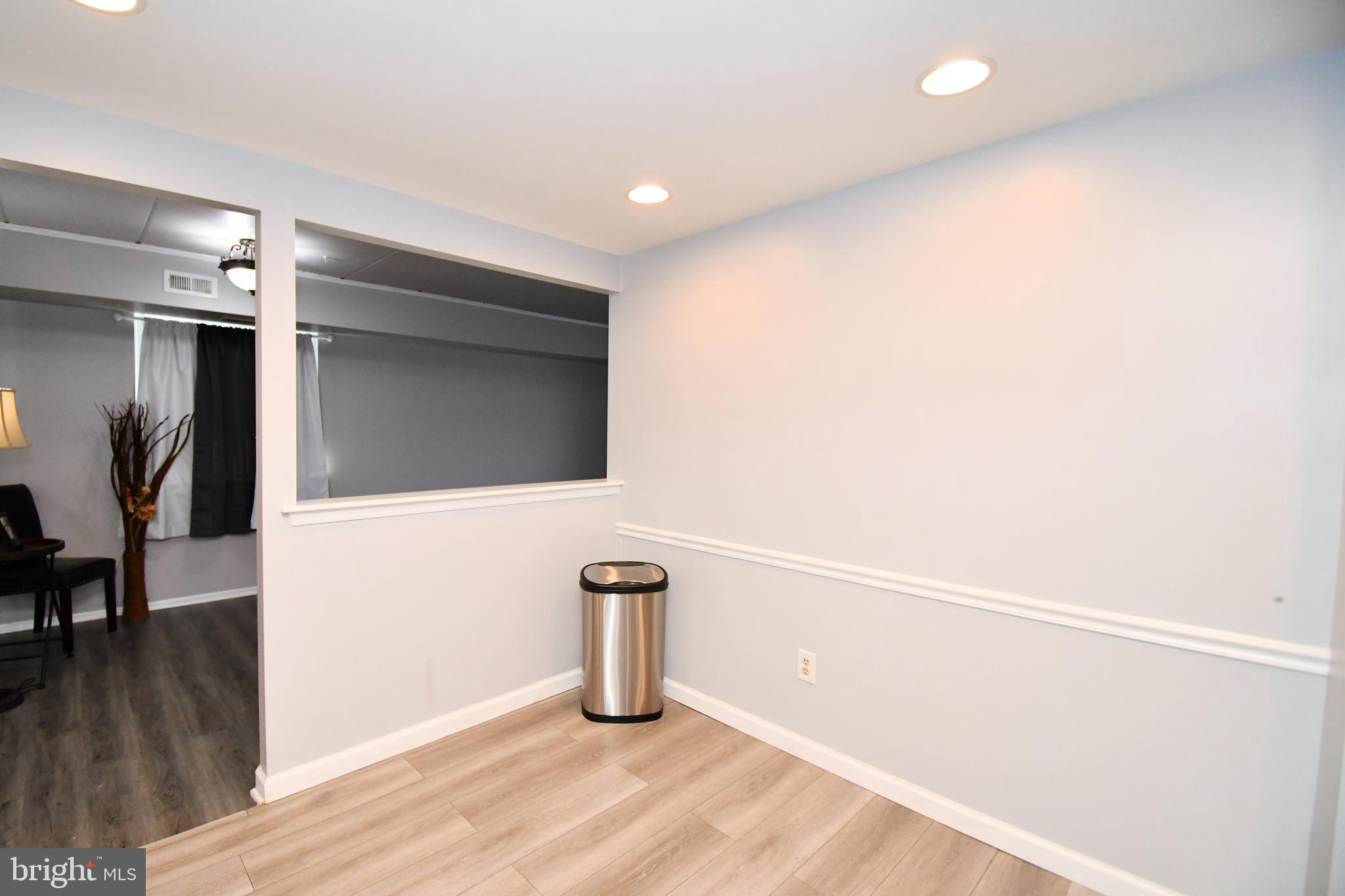 BUSTLETON - Residential