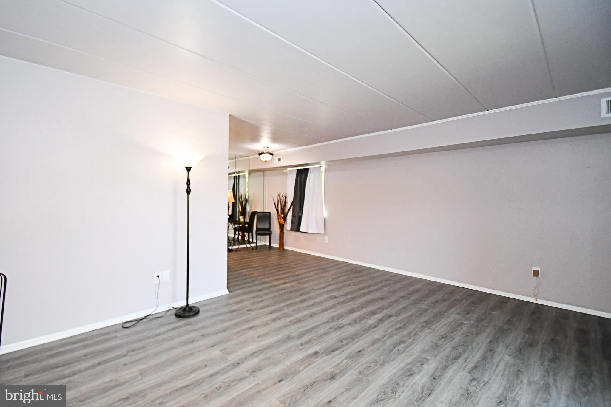 BUSTLETON - Residential