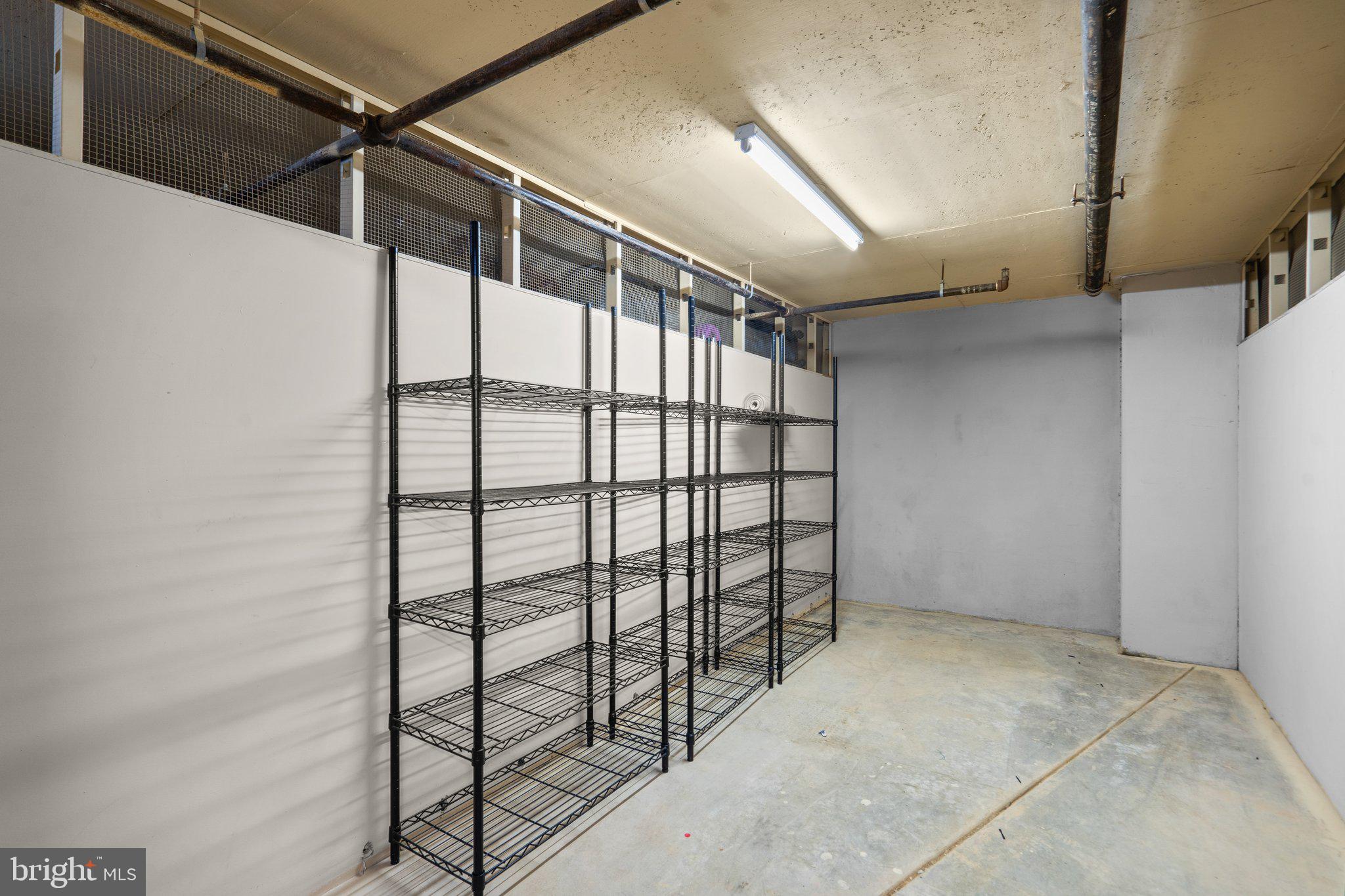 GREENS AT LEISURE WORLD - Residential