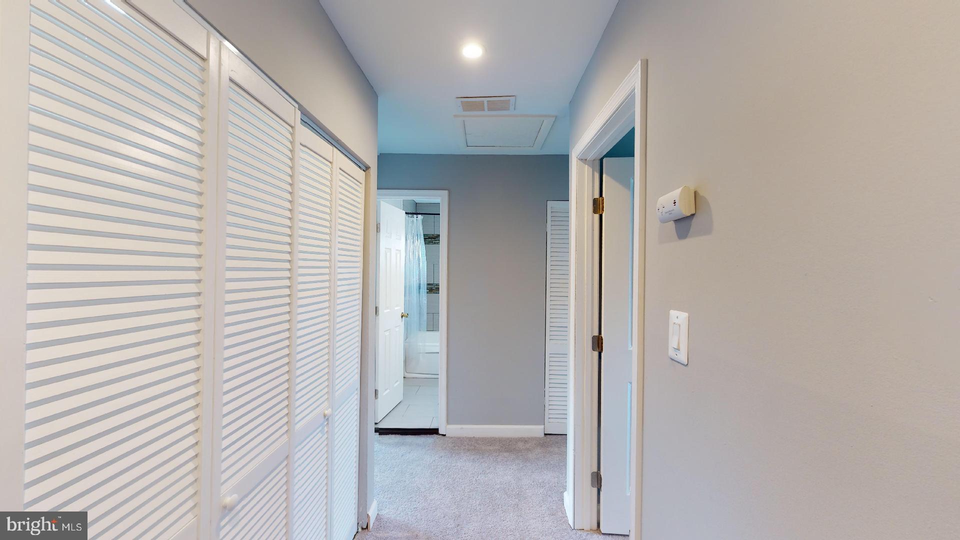 HOLLY PARK - Residential