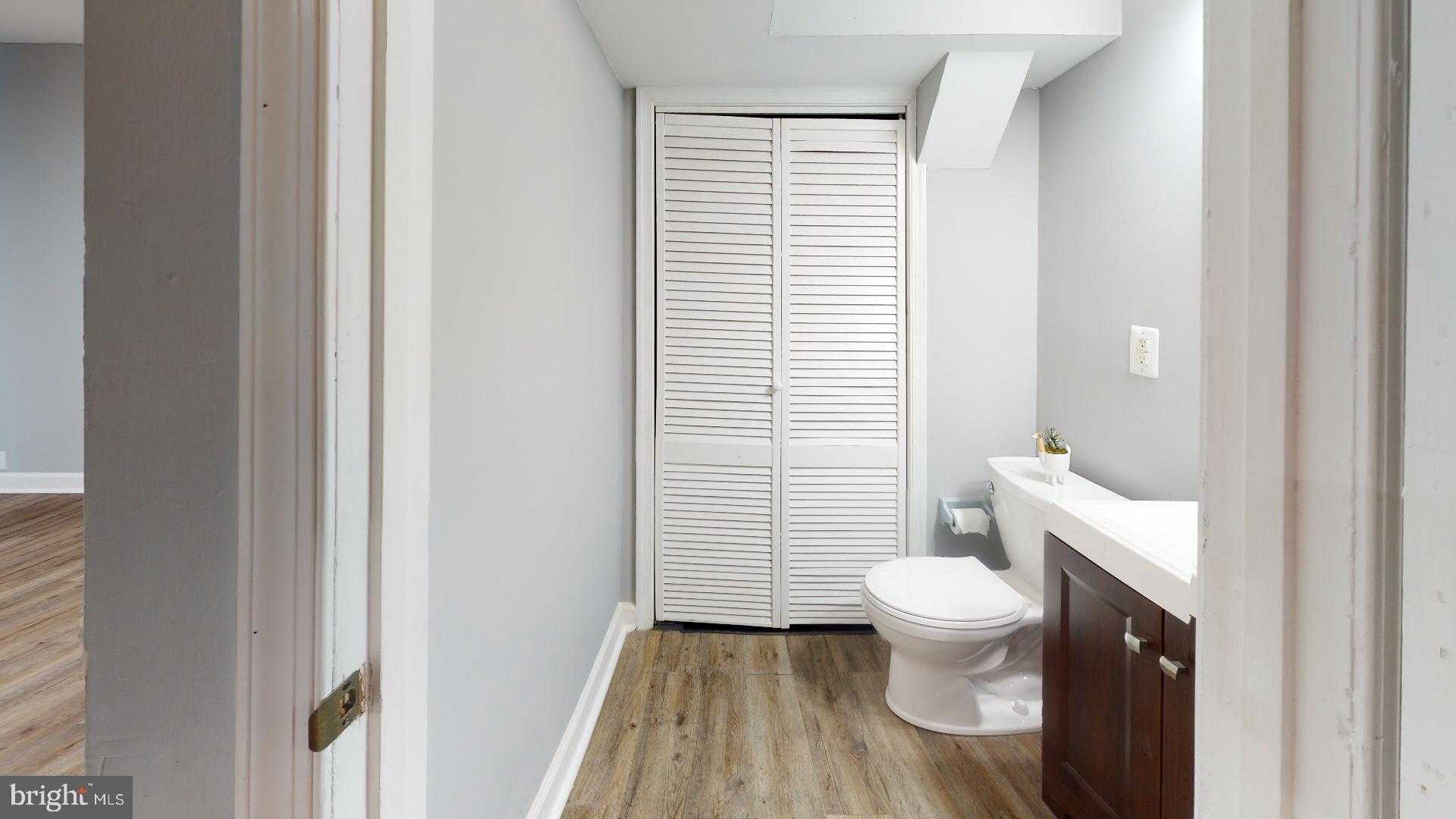 HOLLY PARK - Residential