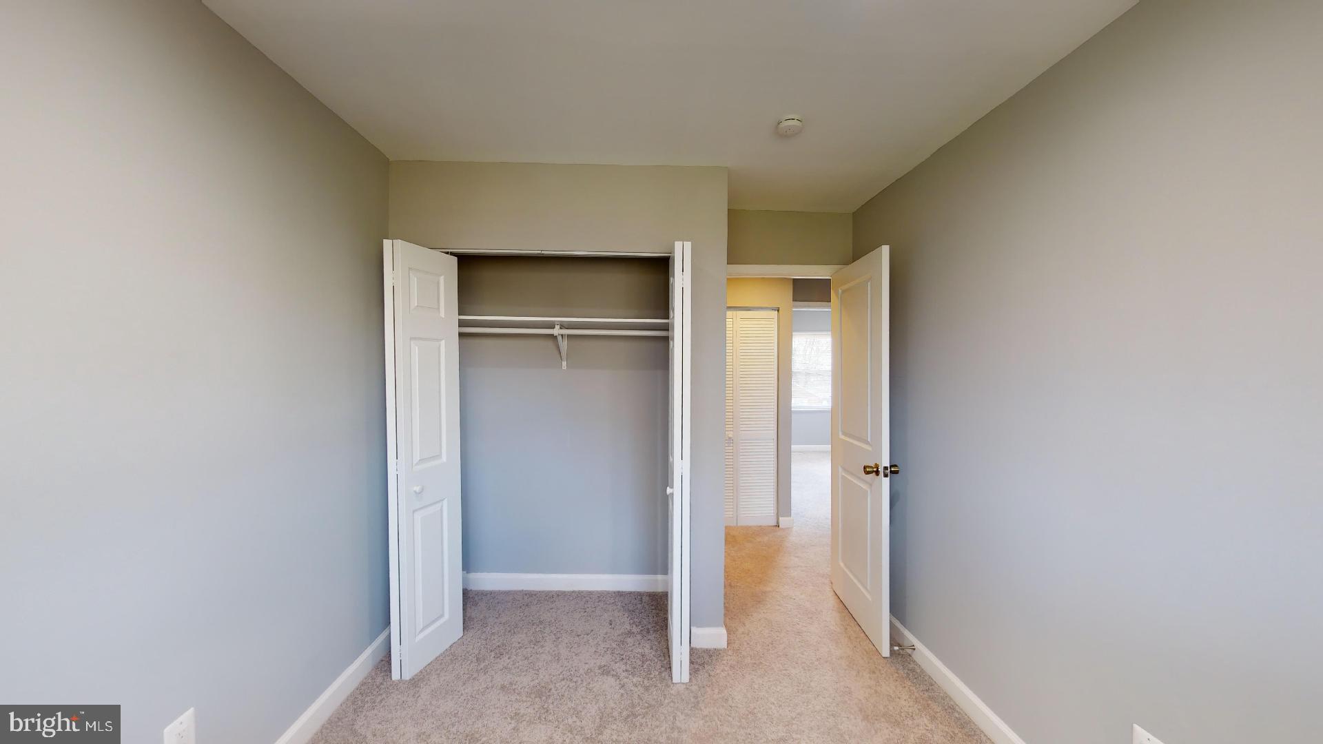 HOLLY PARK - Residential