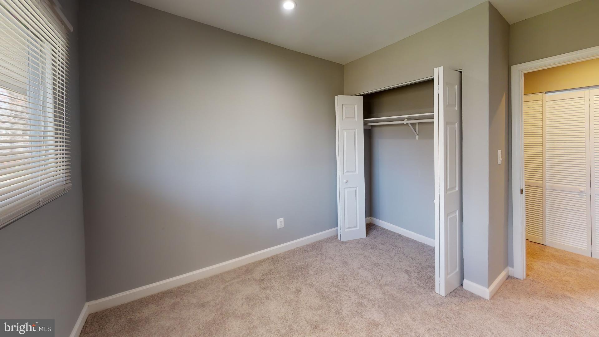 HOLLY PARK - Residential